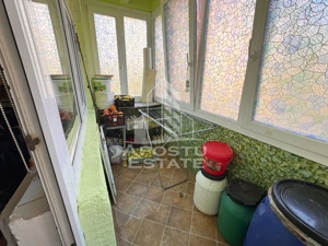 Apartament 4 camere | Decomandat | Etaj 1 | 90mp | Zona Steaua - imagine 17 Apartament 4 camere | Decomandat | Etaj 1 | 90mp | Zona Steaua - imagine 17