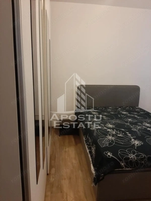 Apartament 3 camere, centrala proprie,loc parcare.zona Giroc - imagine 4 Apartament 3 camere, centrala proprie,loc parcare.zona Giroc - imagine 4