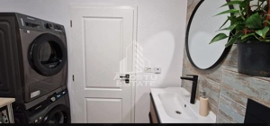 Apartament la casa cu curte comuna zona Piata Maria - imagine 5