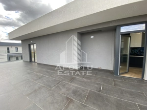 Penthouse modern în zona de nord, Torontalului - imagine 13