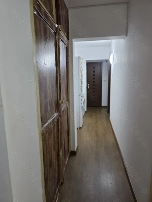 Vand apartament 3 camere