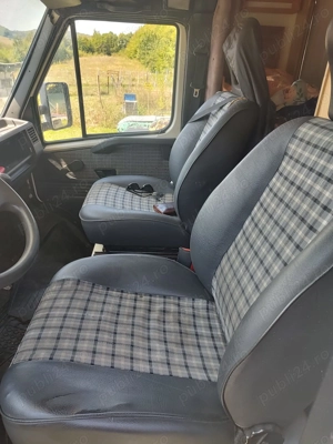 Autorulota Peugeot J 5 Frankia Mobil - imagine 3