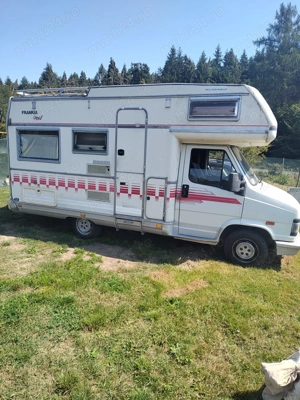 Autorulota Peugeot J 5 Frankia Mobil