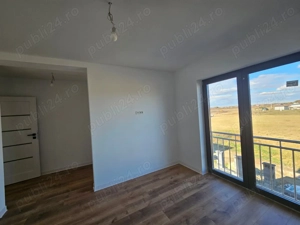 Duplex nou, P+E, 1 apartament la cheie, 1 la gri pe interior, Moșnița Veche, comision 0% - imagine 12 Duplex nou, P+E, 1 apartament la cheie, 1 la gri pe interior, Moșnița Veche, comision 0% - imagine 12