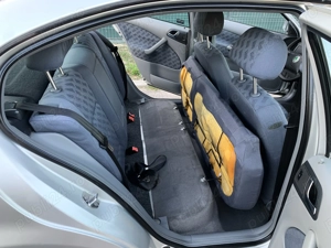 SKODA Octavia 1 Tour ELEGANCE_Motor 1.9TDI_Fabr. 2000_Inm RO_UNIC Prop - imagine 8 SKODA Octavia 1 Tour ELEGANCE_Motor 1.9TDI_Fabr. 2000_Inm RO_UNIC Prop - imagine 8