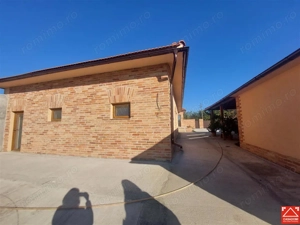 Casa frumoasa in Chisineu Cris - imagine 12