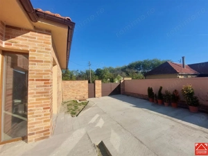 Casa frumoasa in Chisineu Cris - imagine 11