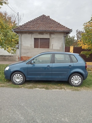 Vând ww Polo Tour 1,4 benzina  - imagine 6 Vând ww Polo Tour 1,4 benzina  - imagine 6