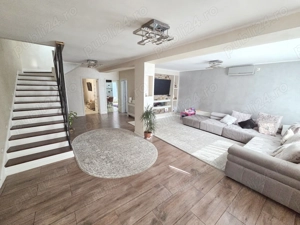 Voluntari, Andronache, vila P+1+M renovata, curte amenajata - imagine 2