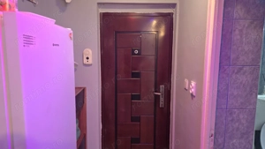 Vand garsoniera in Deva, zona Micro 15, parter, scurgeri separate, situata pe mijloc,  - imagine 5