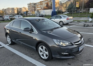 Opel Astra J sedan 1.4 140CP BENZINA Turbo - imagine 4