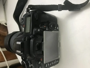 Aparat foto digital Nikon D7000