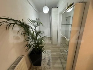 Apartament de vânzare, cu 3 camere, mobilat și utilat, zona centrala - imagine 10