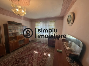 3 camere decomandate, zona Fortuna - 135 000 Euro - imagine 2