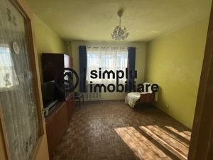 3 camere decomandate, zona Fortuna - 135 000 Euro - imagine 3