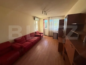 Apartament 3 camere semidecomandat, Zona Nanterre