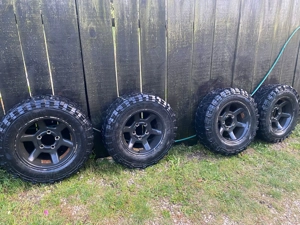Vănd cauciucuri raptor 245/70R16 