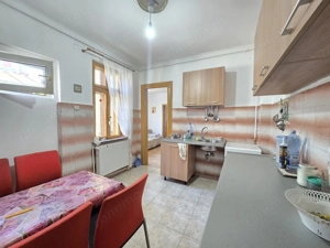 Inchiriere Garsoniera in zona Parcul Carol Cutitul de Argint - imagine 2