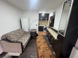 Garsonieră cu spațiu generos la demisol – locație centrală