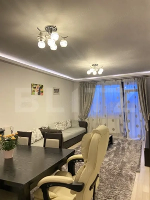 Apartament cu 2 camere, 93 mp suprafață utilă, decomandat în complexul Isaran