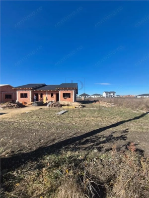 Duplex pe parter - zona buna - posibilitate alegere finisaje - bucatarie inchisa - imagine 12