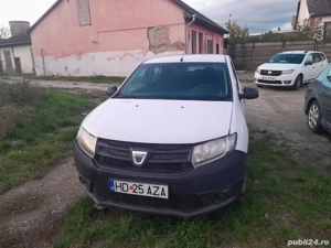 Vând dacia Logan