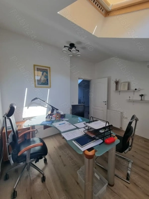 Apartament ideal pentru birouri, 4 camere, ultracentral- Catedrala, in vila noua - imagine 8