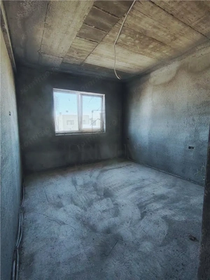 Duplex 5 camere - bucatarie inchisa - dormitor la parter - terasa mare - imagine 9