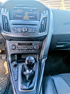 Ford Focus Titanium  - imagine 8