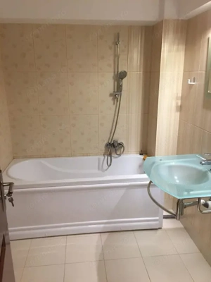 Apartament 3 camere Centru, etaj 3, spatios - imagine 7