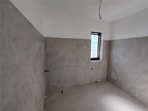 Duplex despartit prin camera tehnica - toate utilitatile- zona excelenta. - imagine 5