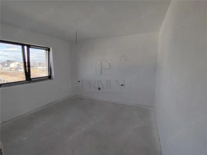 Duplex despartit prin camera tehnica - toate utilitatile- zona excelenta. - imagine 7