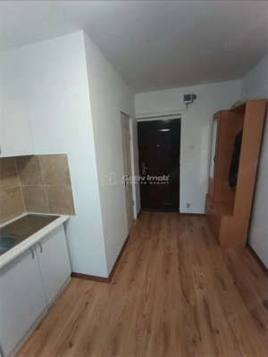 Garsoniera - Tractorul