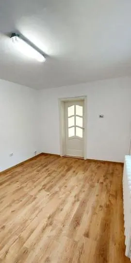 Vila P+1 zona Stefan cel Mare - Dacia - Eminescu - imagine 6