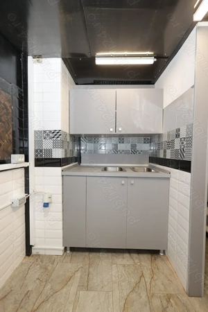 Spatiu comercial de inchiat prevazut cu 380v - imagine 7