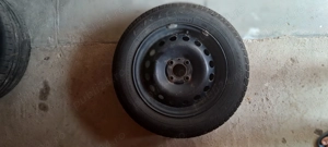 Vând jante R15 și anvelope de iarnă marca Frigo - imagine 2