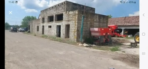 Construcție de 200 m pe teren industrial.