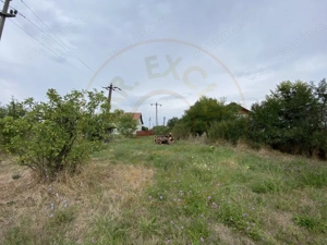 Teren intravilan 1.765 mp in Poiana Lacului, AG - imagine 2