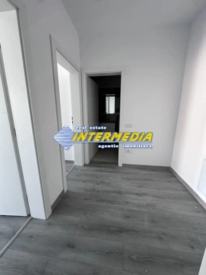 Apartament cu 3 camere 60 mp finisat complet Bloc Nou Alba Iulia  - imagine 3