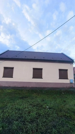 Casa de vanzare la Varias