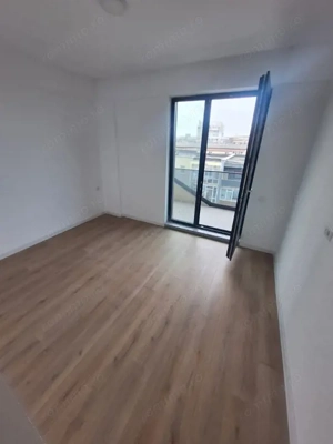 Tomis III , spatii IDEAL BIROURI, 103 mp. , LOC PROPRIU DE PARCARE - imagine 12