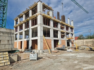  2 camere, 54 mp+ logie 7 mp, etaj I, decomandat, str Stuparilor nr. 6, Timisoara - imagine 9