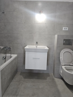 Apartament cu 3 camere, disponibil imediat pentru mutare. - imagine 10