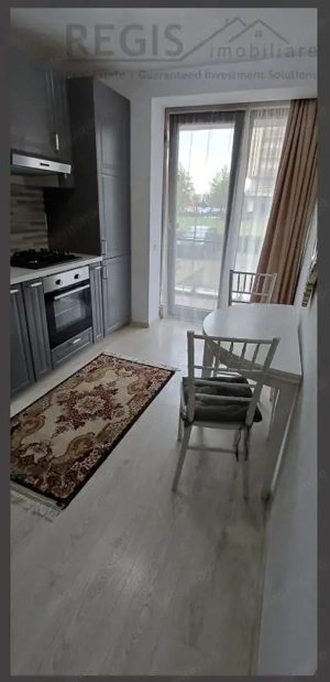 Studio modern Urban Invest ,Tractorul - imagine 5