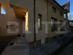 Casă spațioasă cu 2 corpuri , 300 mp– ideală pentru 2 familii – teren 776 mp - imagine 4