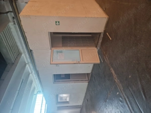 Inchiriezi spatii mici mari zona Cocorilor central