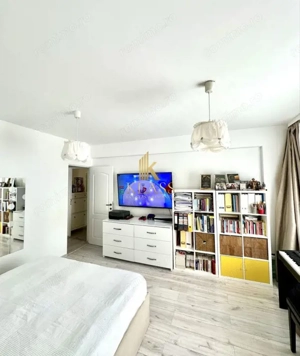 Ap. 2 cam. Stefan cel Mare,Metrou,RENOVAT 2023,Parcare Libera, ferit de zgomot - imagine 2