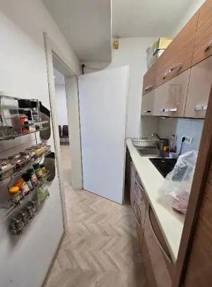 Tomis Nord, spatiu BIROURI, 225 mp., 2 locuri parcare proprii - imagine 5