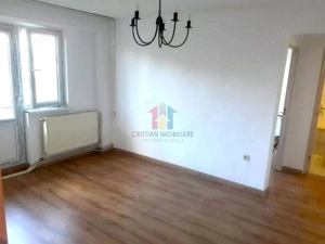 Apartament 2 camere,zona Viziru 3, etaj 5 - imagine 2