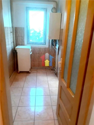 Apartament 2 camere,zona Viziru 3, etaj 5 - imagine 5